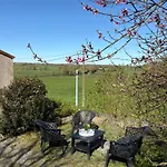 בית נופש La Forge, 10 Personnes A 10 Min Du Puy Dufou *