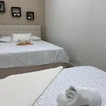 בית נופש La Forge, 10 Personnes A 10 Min Du Puy Dufou Chateaumur