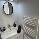 בית נופש La Forge, 10 Personnes A 10 Min Du Puy Dufou Chateaumur